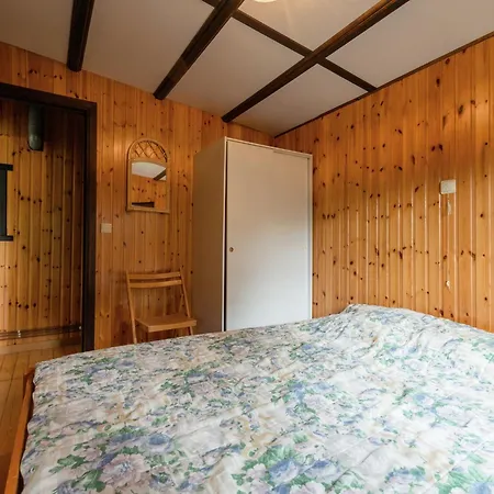 Domek alpejski With Garden Maboge