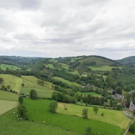 Domek alpejski With Garden Maboge